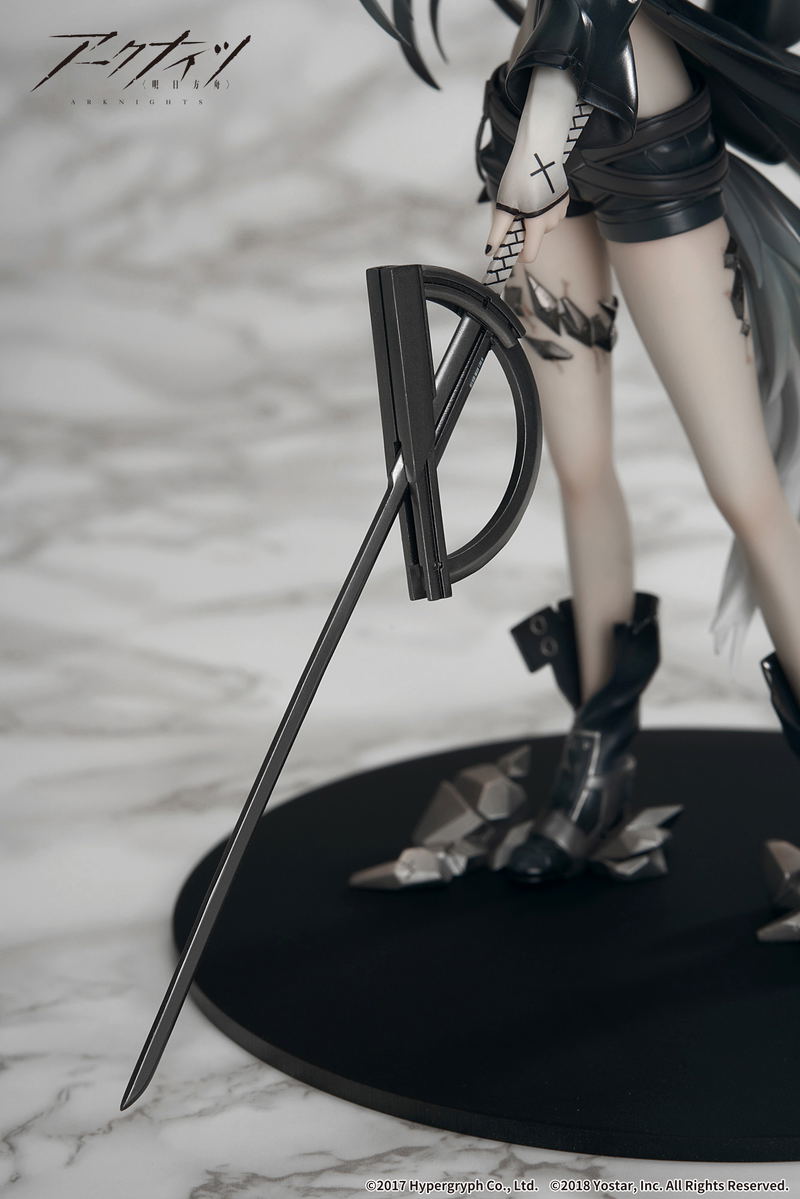 Arknights 1/7 Scale Pre-Painted Figure: Lappland Elite II Normal Ver. image 9