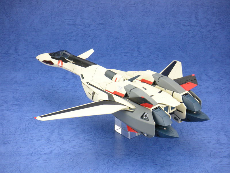 Macross Plus 1/60 Scale Pre-Painted PVC Figure: Perfect Transformation YF-19 New Version With Fast Pack (Re-run) image 6