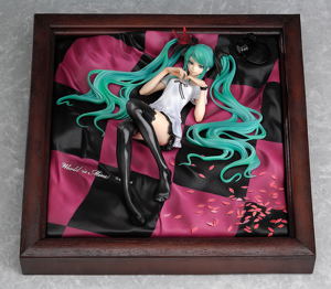 Character Vocal Series Miku Hatsune 1/8 Scale Pre-Painted Figure: supercell feat. Hatsune Miku World is Mine (Brown Frame) (Re-run)