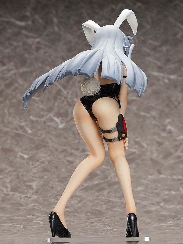 IS (Infinite Stratos) 1/4 Scale Pre-Painted Figure: Laura Bodewig Bareleg Bunny Ver. image 5
