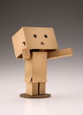 Revoltech Yotsuba&!: Danboard Mini Normal Ver. (Re-run) thumbnail 7