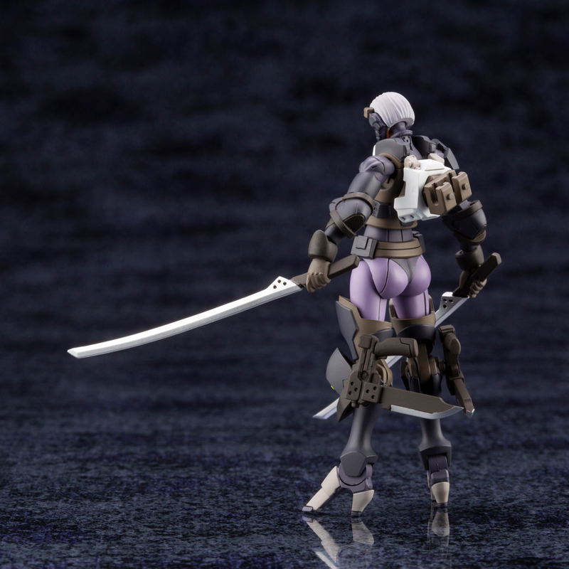 Hexa Gear 1/24 Scale Model Kit: Governor LAT Black Rabbit image 3