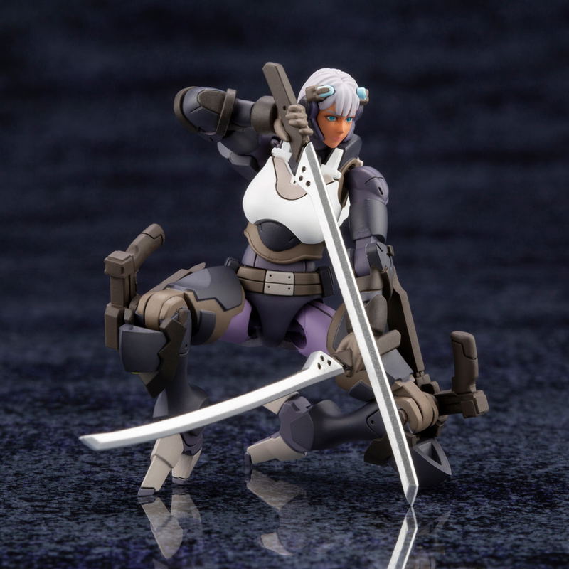 Hexa Gear 1/24 Scale Model Kit: Governor LAT Black Rabbit image 4