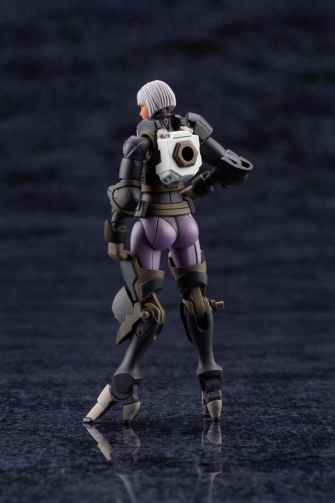 Hexa Gear 1/24 Scale Model Kit: Governor LAT Black Rabbit image 8