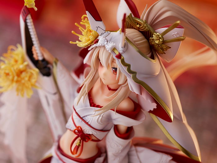 Azur Lane 1/7 Scale Pre-Painted Figure: Ayanami Demon's Finest Dress Ver. image 10