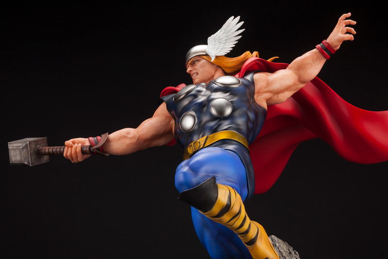 Marvel Universe Avengers 1/6 Scale Fine Art Statue: Thor image 14