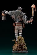Dead by Daylight Pre-Painted Figure: The Wraith thumbnail 7