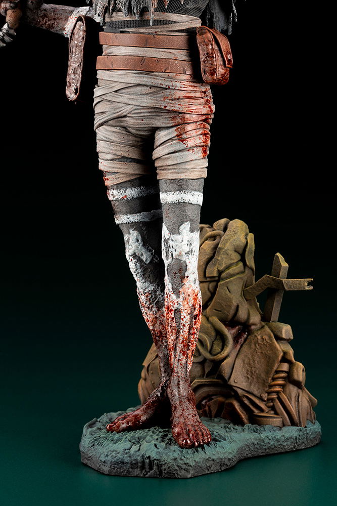 Dead by Daylight Pre-Painted Figure: The Wraith image 9