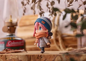 Nendoroid No. 1623 Yuru Camp: Nadeshiko Kagamihara: Solo Camp Ver. [GSC Online Shop Limited Ver.]_