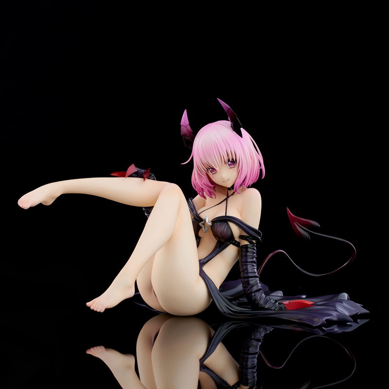To Love-Ru Darkness 1/6 Scale Pre-Painted Figure: Momo Belia Deviluke Darkness Ver. (Re-run) image 3