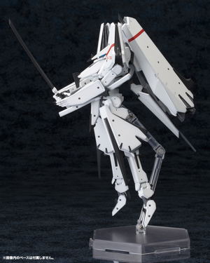 Knights of Sidonia 1/100 Scale Plastic Model Kit: Type 17 Tsugumori Custom 2 (Re-run)
