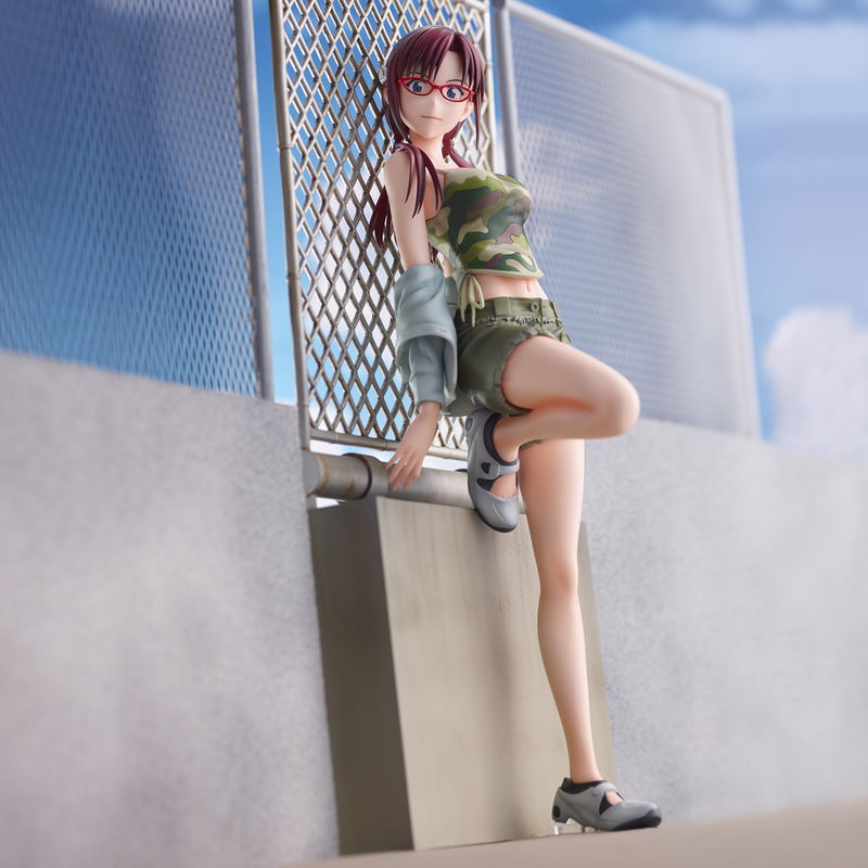 Rebuild of Evangelion Pre-Painted Figure: Mari Makinami Illustrious image 2