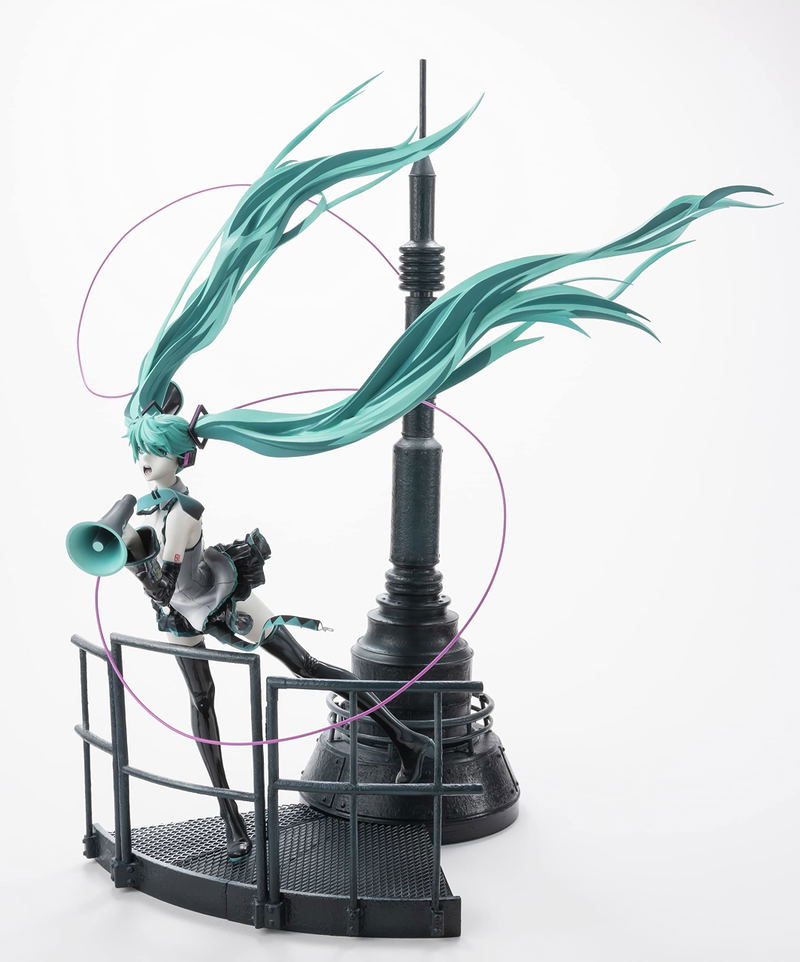 Good Smile 20th Anniversary Book - Hatsune Miku Love Is War Refine Ver. (Figure included) image 2