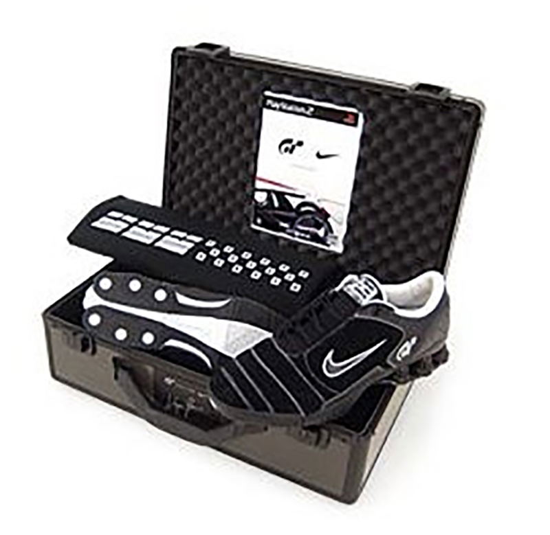 Gran Turismo 4 [Nike Limited Edition] - US shoe size: 9 image 1