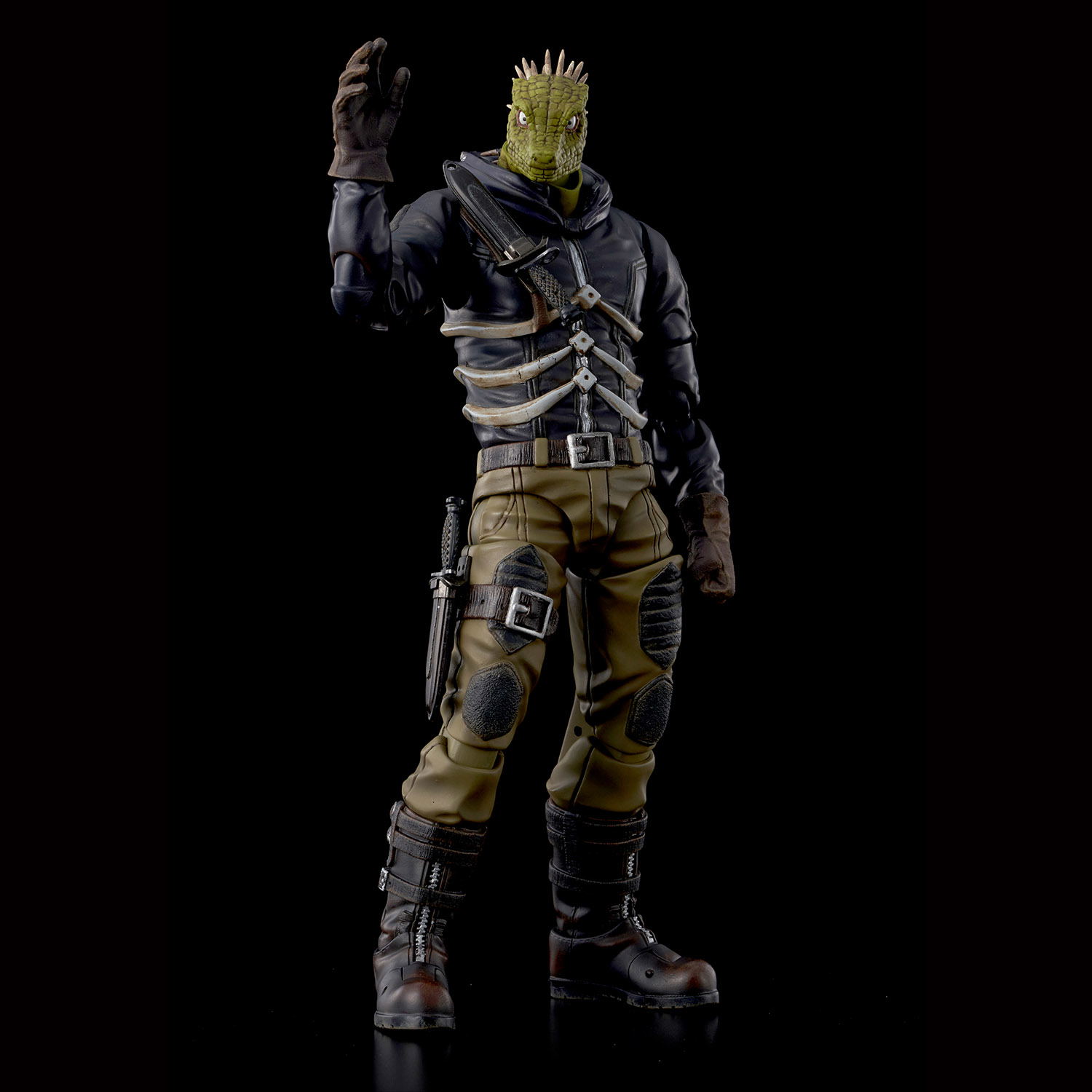Dorohedoro 1/12 Scale Pre-Painted Action Figure: Caiman & Nikaido