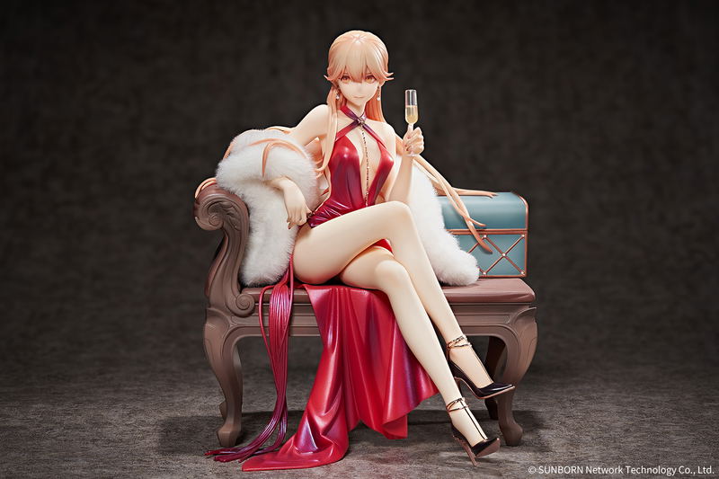 Girls' Frontline 1/7 Scale Pre-Painted Figure: OTs-14 Ruler of the Banquet Ver. image 4