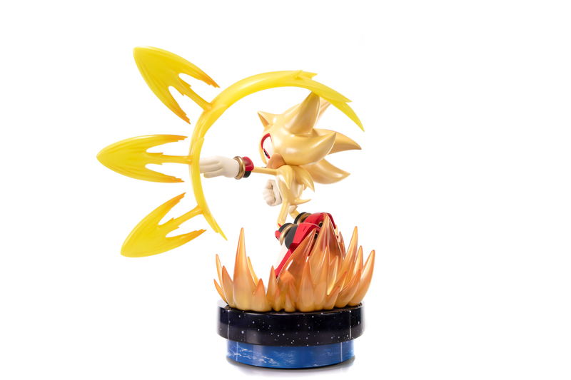 Sonic the Hedgehog Resin Painted Statue: Super Shadow [Standard Edition] image 7