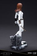 ARTFX Premier Marvel Universe Avengers 1/10 Scale Pre-Painted Figure: Black Widow White Costume Edition thumbnail 7