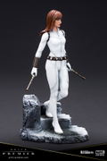 ARTFX Premier Marvel Universe Avengers 1/10 Scale Pre-Painted Figure: Black Widow White Costume Edition thumbnail 8