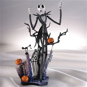 Legacy of Revoltech LR-058 The Nightmare Before Christmas: Jack Skellington Glow in the Dark Ver.