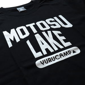 Yuru Camp - Motosu Lake T-shirt Black (M Size) (Re-run)_