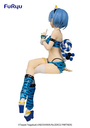 Re:Zero Starting Life in Another World Noodle Stopper Figure: Demon Costume Rem & Ram