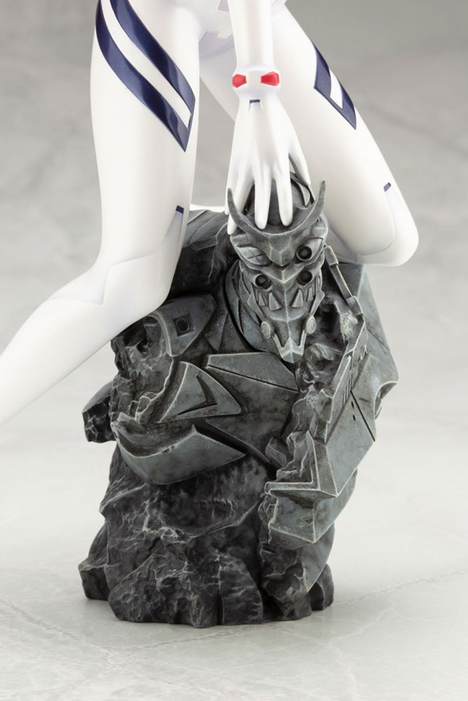 Evangelion 3.0+1.0 Thrice Upon a Time 1/6 Scale Pre-Painted Figure: Asuka Shikinami Langley White Plugsuit Ver. image 10