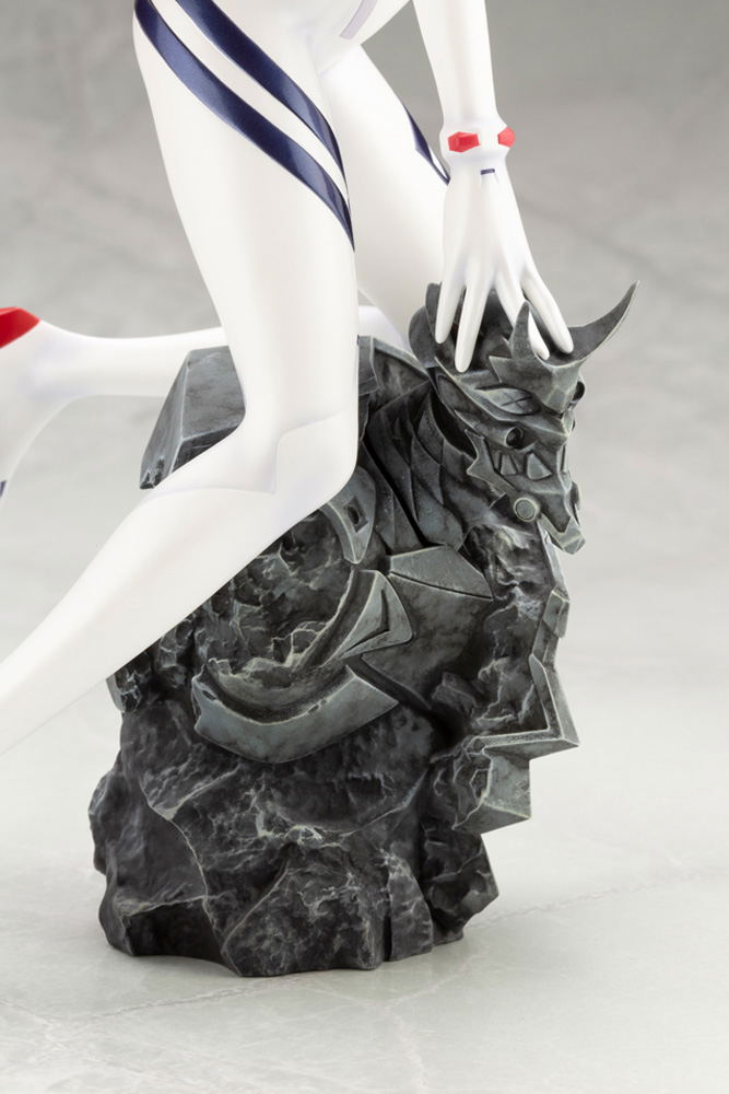 Evangelion 3.0+1.0 Thrice Upon a Time 1/6 Scale Pre-Painted Figure: Asuka Shikinami Langley White Plugsuit Ver. image 12