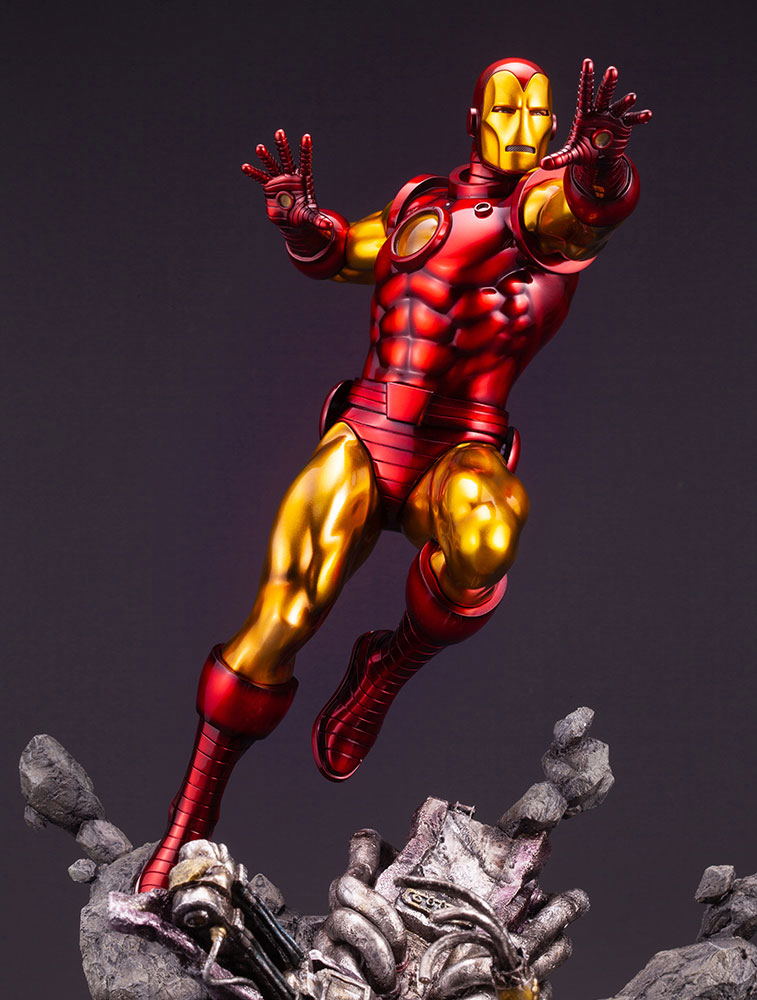 Marvel Universe Avengers 1/6 Scale Fine Art Statue: Iron Man image 14