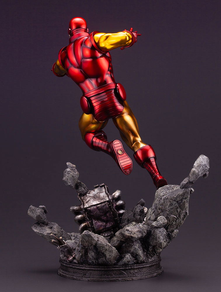 Marvel Universe Avengers 1/6 Scale Fine Art Statue: Iron Man image 6