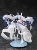 Azur Lane 1/7 Scale Pre-Painted Figure: Laffey White Rabbit's Oath thumbnail 11