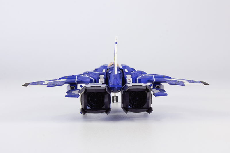 Raiden V Director's Cut 1/100 Scale Plastic Model Kit: FT-00004A Azuma 2P Color Ver. image 3