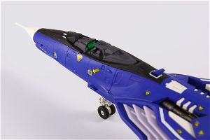 Raiden V Director's Cut 1/100 Scale Plastic Model Kit: FT-00004A Azuma 2P Color Ver.