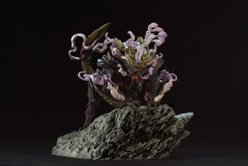Capcom Figure Builder Creator's Model Monster Hunter Rise: Magnamalo image 1