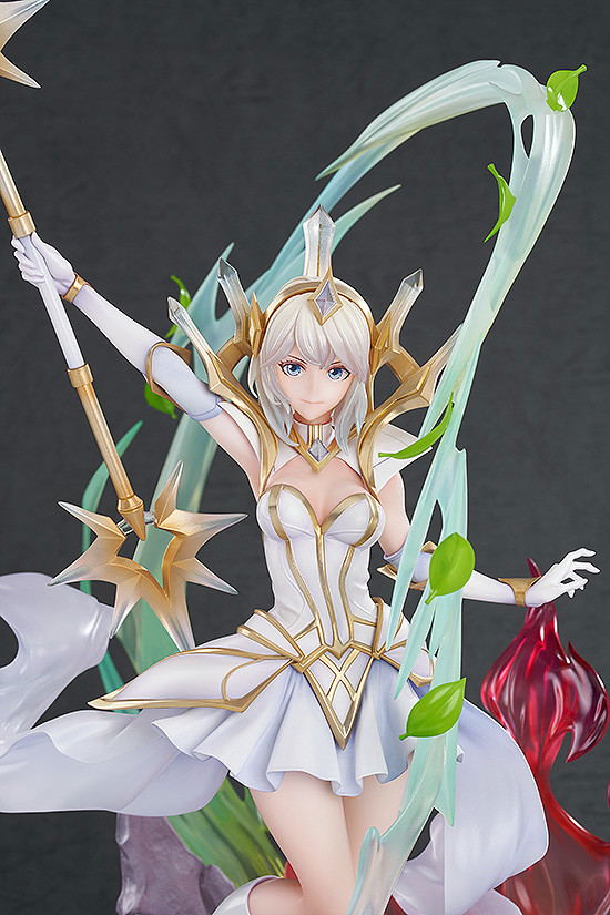 League of Legends 1/7 Scale Pre-Painted Figure: Elementalist Lux image 6