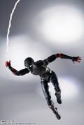 S.H.Figuarts Spider-Man No Way Home: Spider-Man Black & Gold Suit thumbnail 7