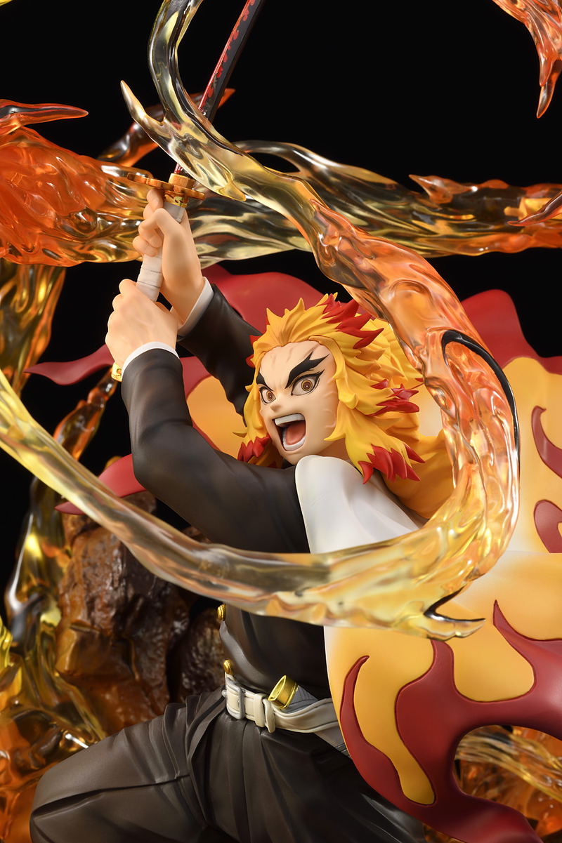 Demon Slayer Kimetsu no Yaiba 1/8 Scale Pre-Painted Figure: Kyojuro Rengoku DX Ver. image 8