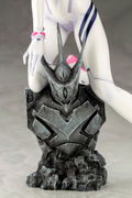 Evangelion 3.0+1.0 Thrice Upon a Time 1/6 Scale Pre-Painted Figure: Mari Illustrious Makinami White Plugsuit Ver. thumbnail 11