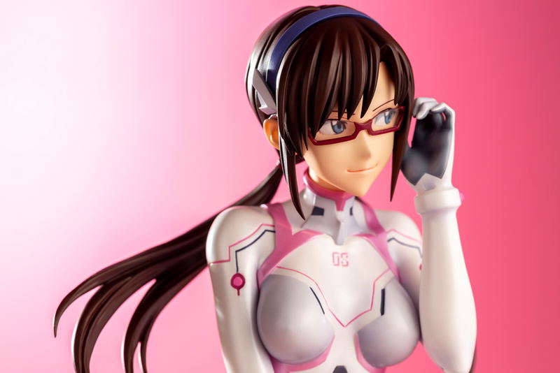 Evangelion 3.0+1.0 Thrice Upon a Time 1/6 Scale Pre-Painted Figure: Mari Illustrious Makinami White Plugsuit Ver. image 15