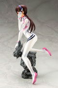 Evangelion 3.0+1.0 Thrice Upon a Time 1/6 Scale Pre-Painted Figure: Mari Illustrious Makinami White Plugsuit Ver. thumbnail 4