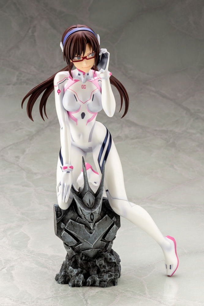 Evangelion 3.0+1.0 Thrice Upon a Time 1/6 Scale Pre-Painted Figure: Mari Illustrious Makinami White Plugsuit Ver. image 9