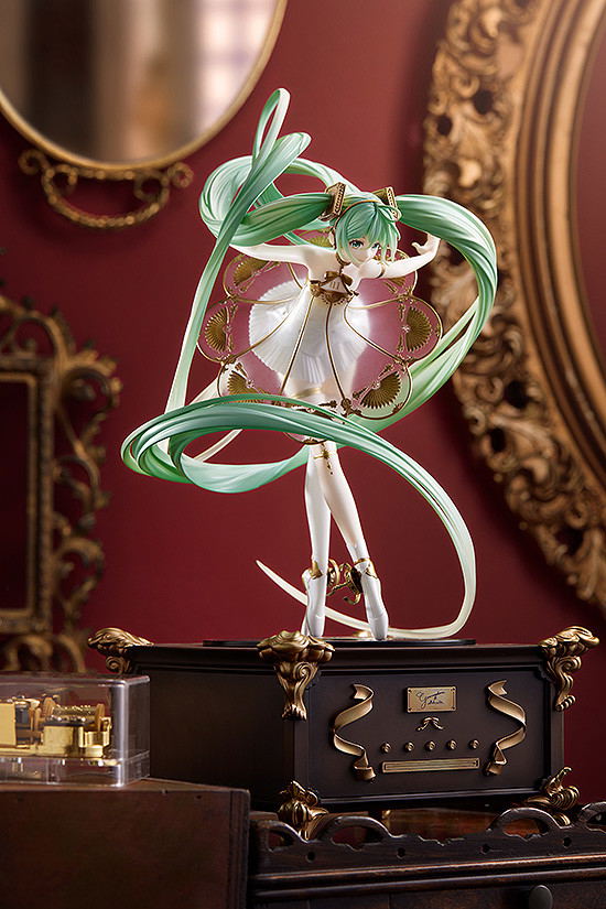 Character Vocal Series 01 Hatsune Miku 1/1 Scale Pre-Painted Figure: Hatsune Miku Symphony 5th Anniversary Ver. image 5