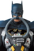 MAFEX Batman Hush: Batman Stealth Jumper Ver. thumbnail 6