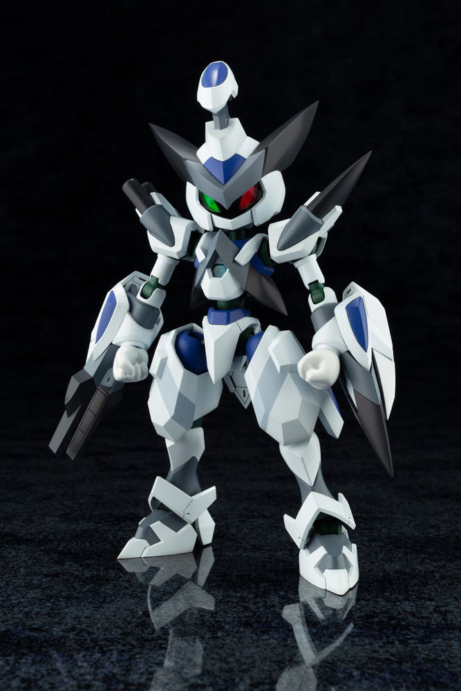 Medarot 1/6 Scale Plastic Model Kit: KXK00-M Crossmessiah image 3