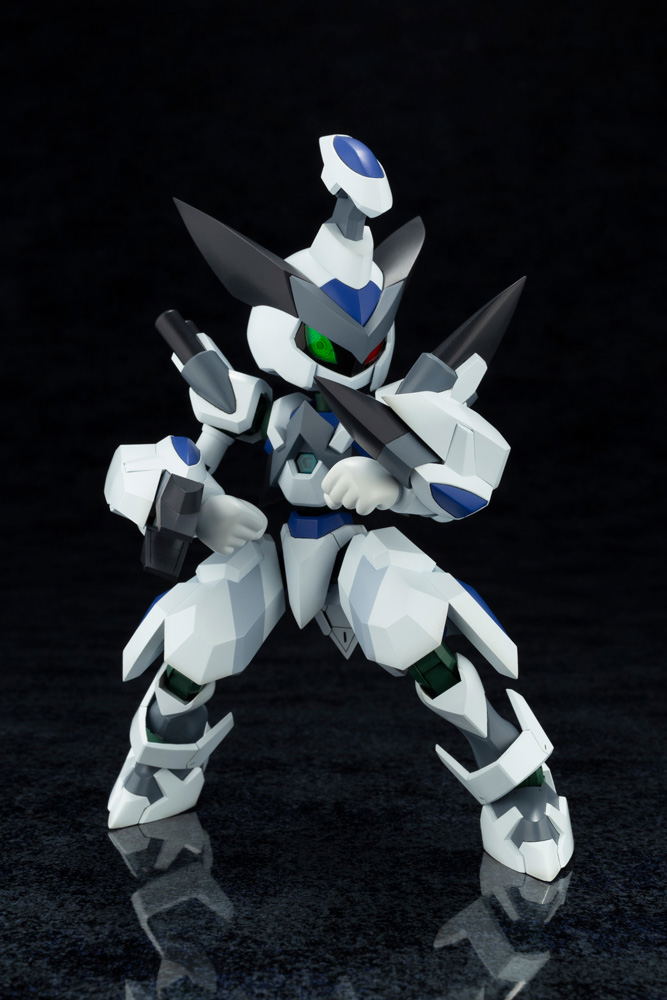 Medarot 1/6 Scale Plastic Model Kit: KXK00-M Crossmessiah image 7