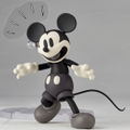 Figure Complex Movie Revo Series No. 013EX Mickey Mouse (1936/Monotone Color Ver.) thumbnail 3