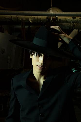Takanori Iwata 4th Photobook image 2