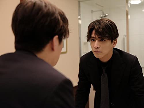 Takanori Iwata 4th Photobook image 3