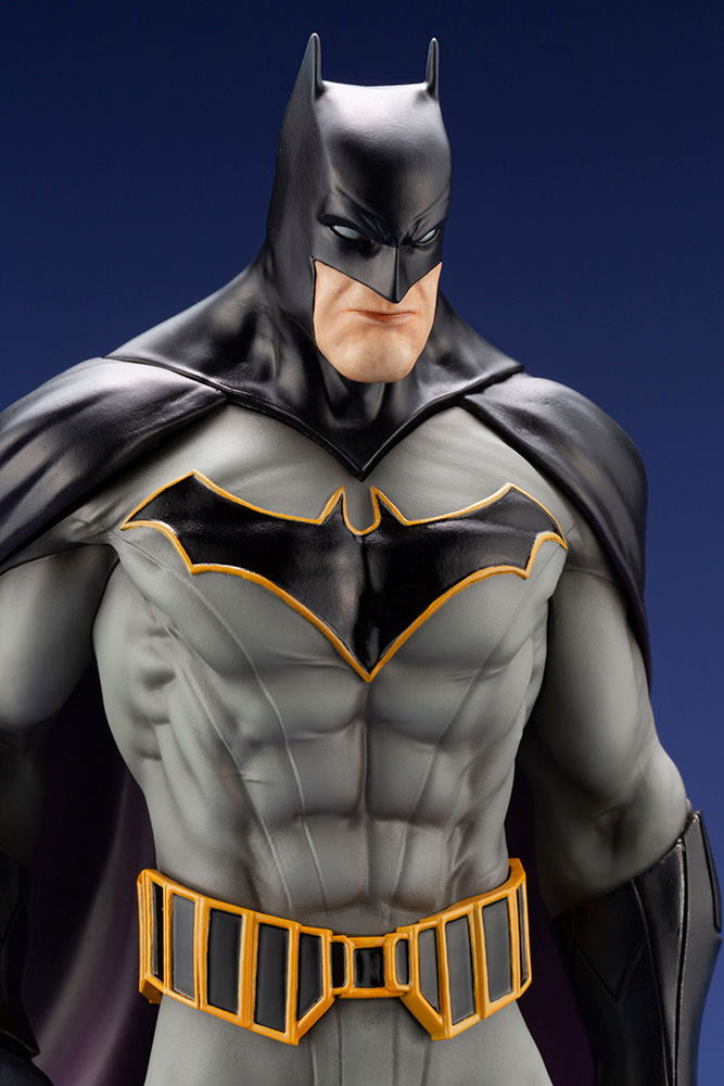 ARTFX Batman Last Knight on Earth 1/6 Scale Pre-Painted Figure: Batman image 13
