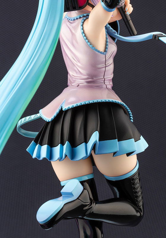 My Little Pony Bishoujo 1/7 Scale Pre-Painted Figure: Hatsune Miku image 11